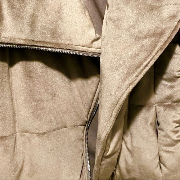 ❄️MOCHA MUSHROOM VELVET PUFFER JACKET - Picture 7 of 10